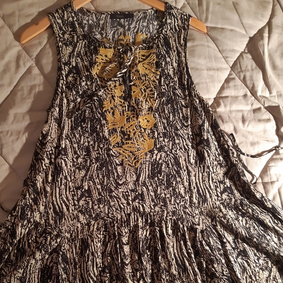 THML Summer Tunic - Picture 2 of 11